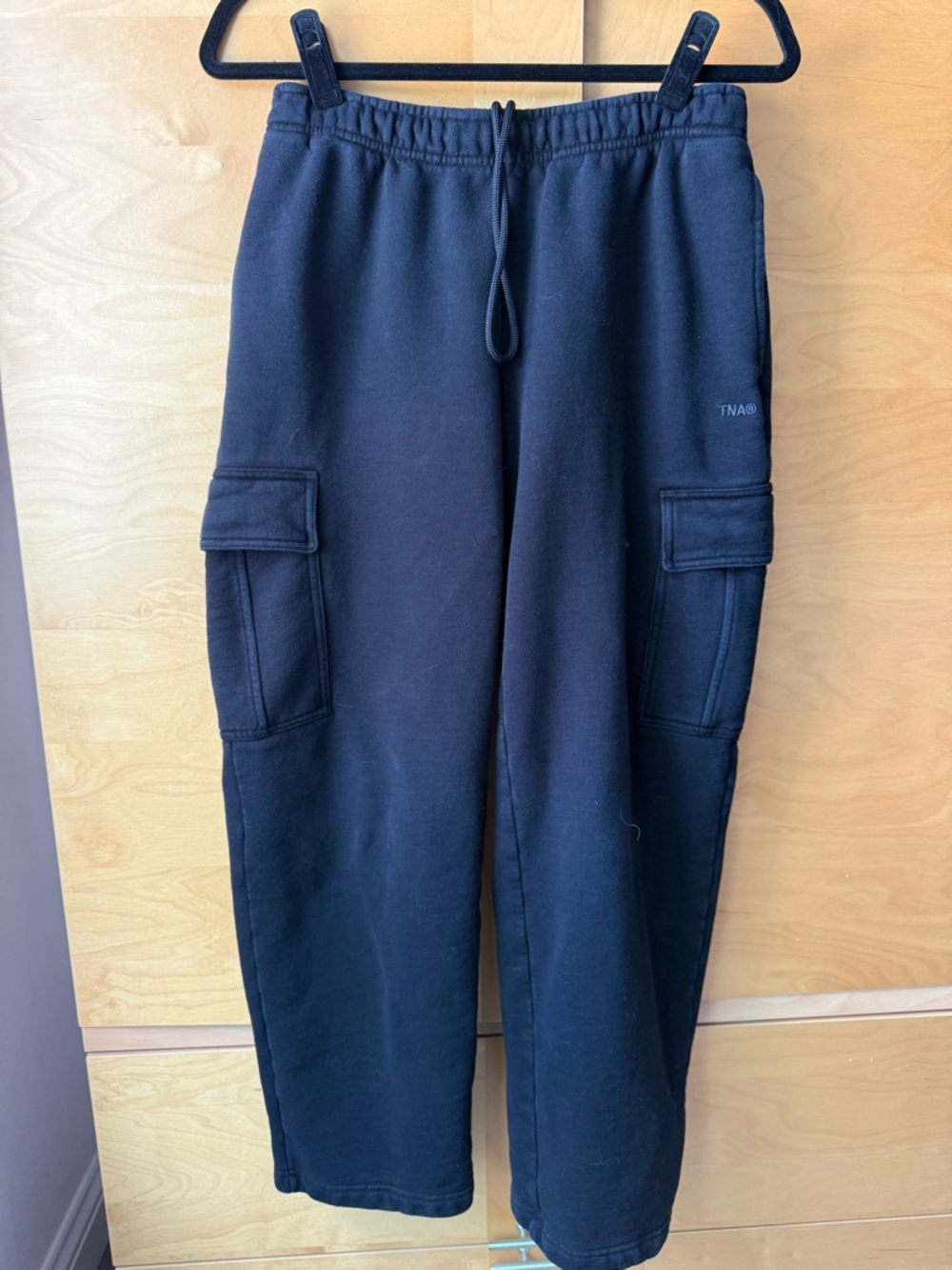 Aritzia TNA Cozy Fleece Mega Cargo Sweatpants small